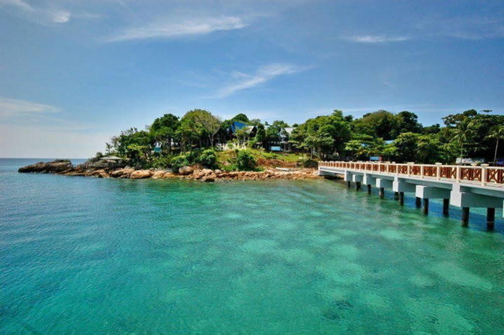 Shari La Island Resort Kampong Pasir Hantu Exterior photo