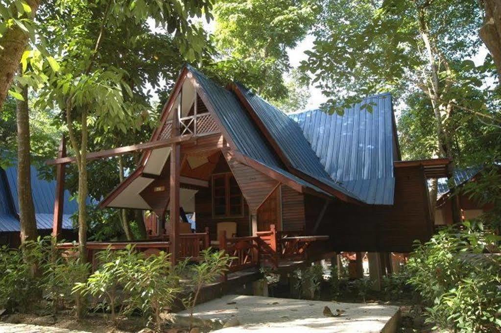 Shari La Island Resort Kampong Pasir Hantu Exterior photo
